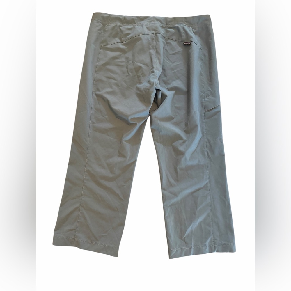 Patagonia Women’s All-Out Capris - Picture 3 of 7